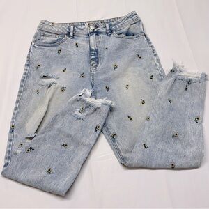 Love, Fire Jeans,High Waisted Size 11 Embroidered Daisies Distressed Relaxed Fit
